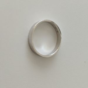 Mejuri bold stacker 14k solid white gold